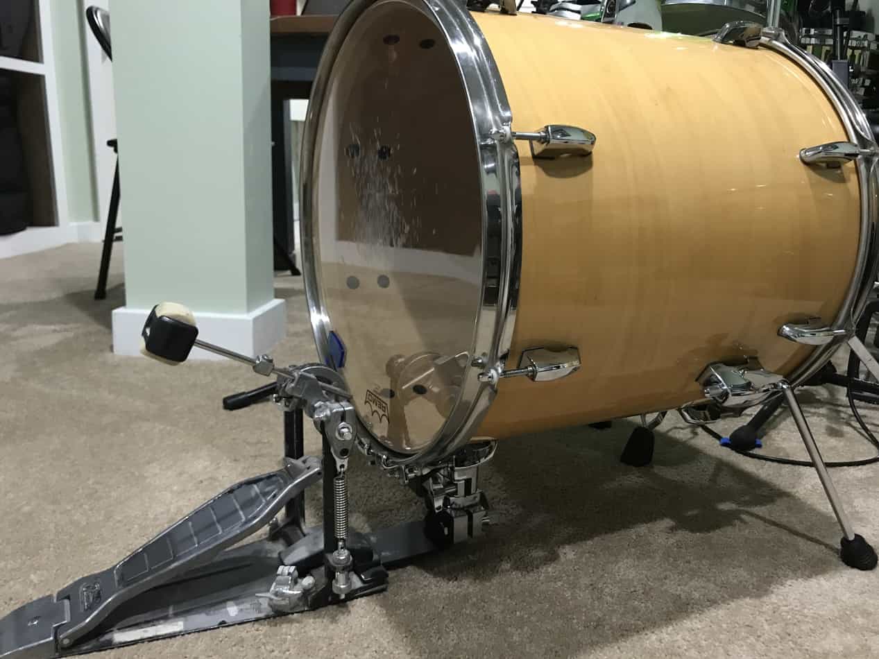 floor tom to bass drum conversion kit with pedal attached